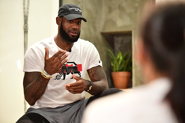 lebron james 最喜欢的五款篮球鞋