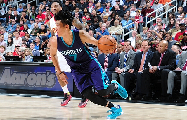 adidas crazylight boost low jeremy lin